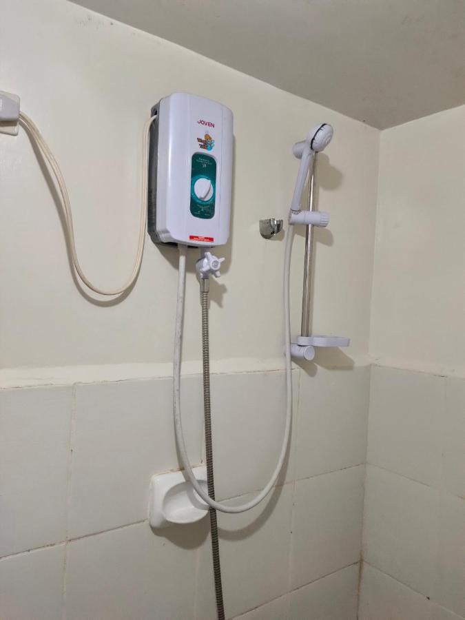 Paranaque City Mhavic Family Room ,Group Friend Good For 6 Guest מראה חיצוני תמונה