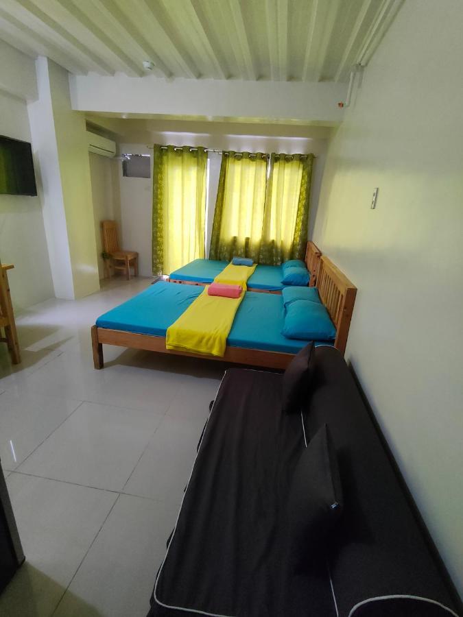 Paranaque City Mhavic Family Room ,Group Friend Good For 6 Guest מראה חיצוני תמונה