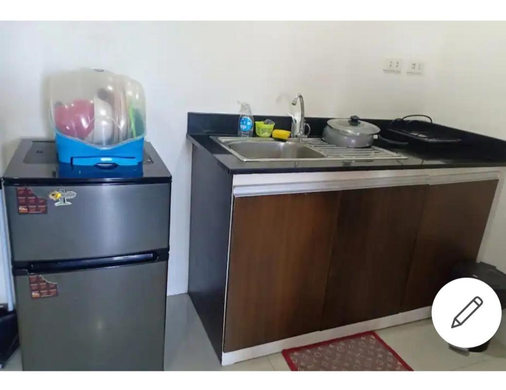 Paranaque City Mhavic Family Room ,Group Friend Good For 6 Guest מראה חיצוני תמונה